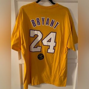 Kobe Bryant tribute shirt